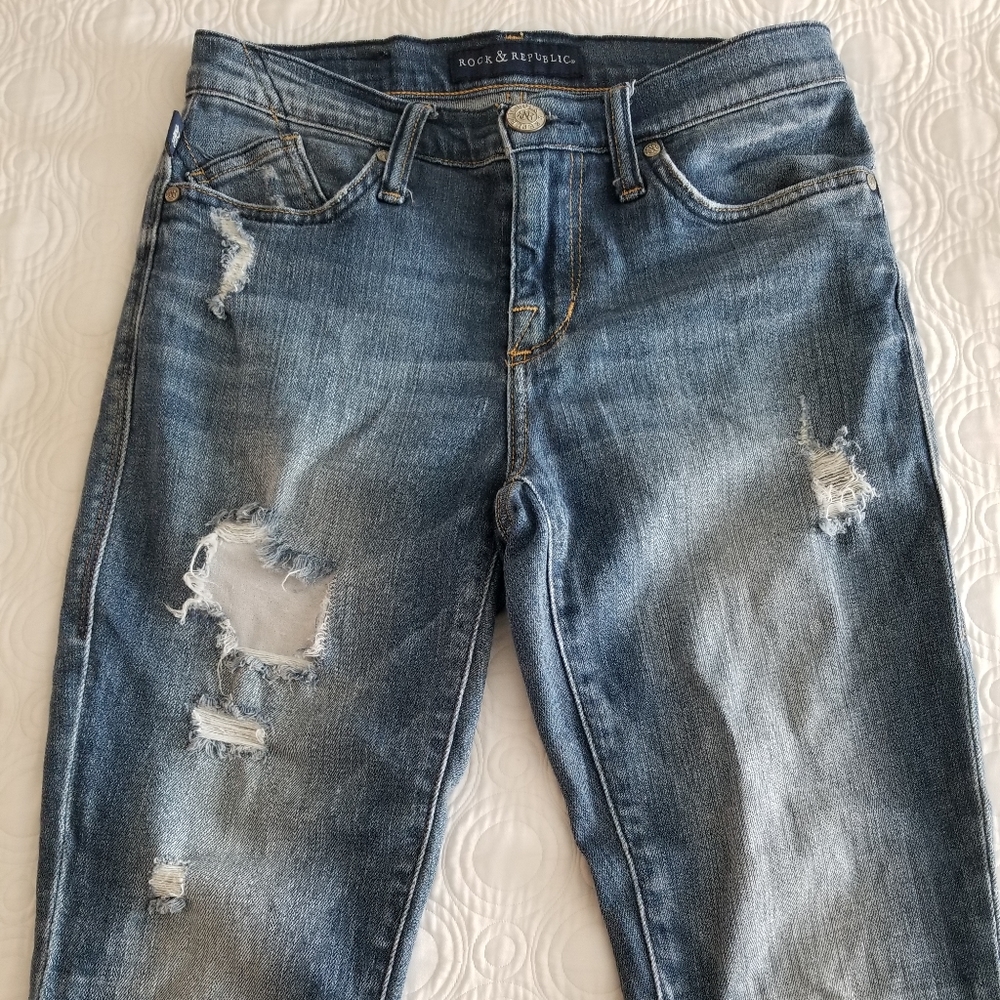 Rock & Republic Distressed Jeans Capris